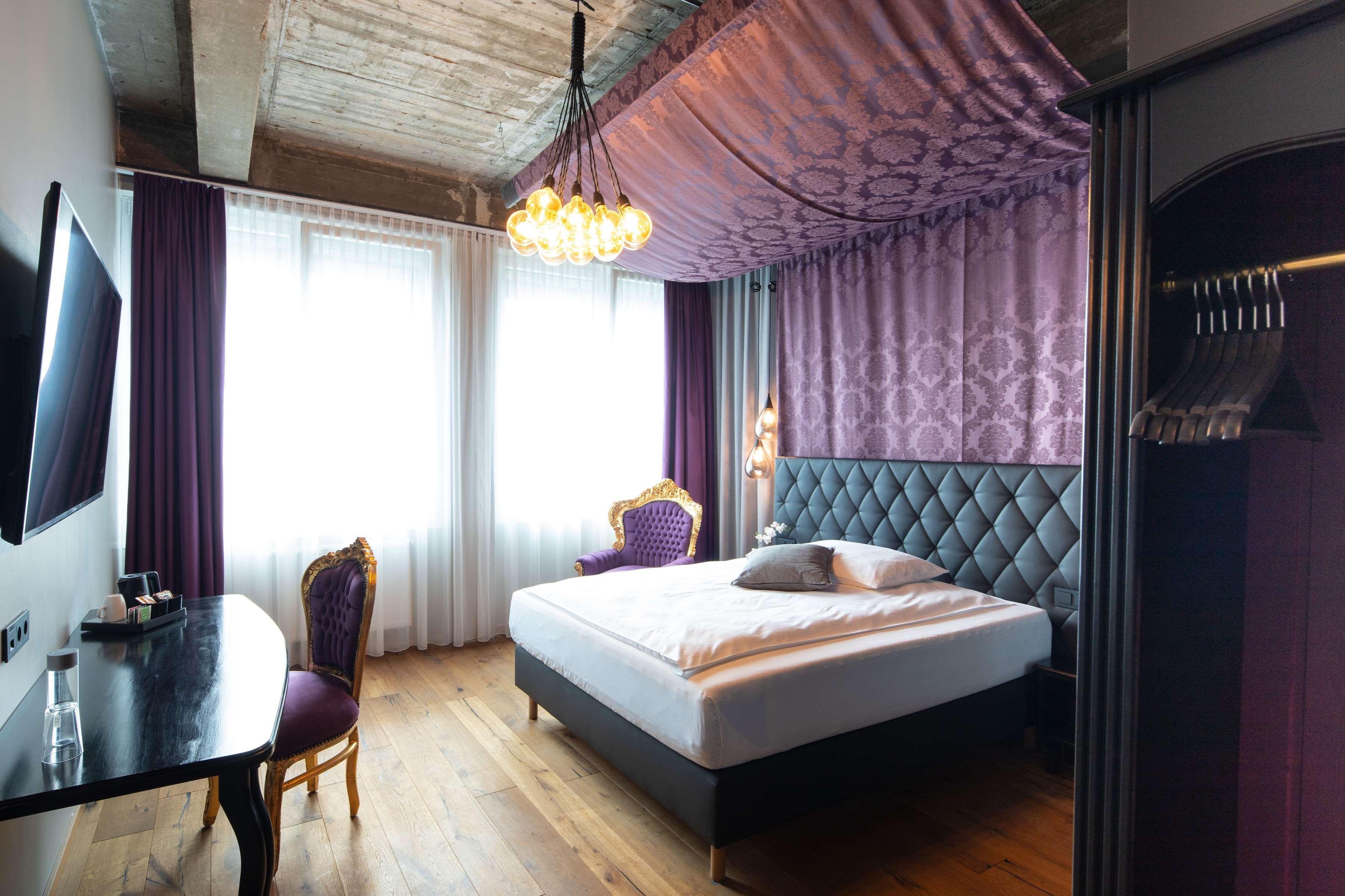 Loftstyle Hotel Eningen; Sure Hotel Collection By BW Eningen unter Achalm Exteriör bild